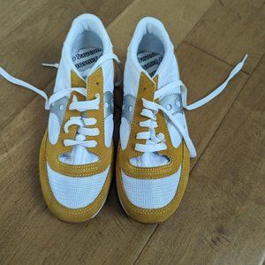 Saucony Originals Women's Jazz Original Vintage Sneaker, White/Yellow/Silver, 7